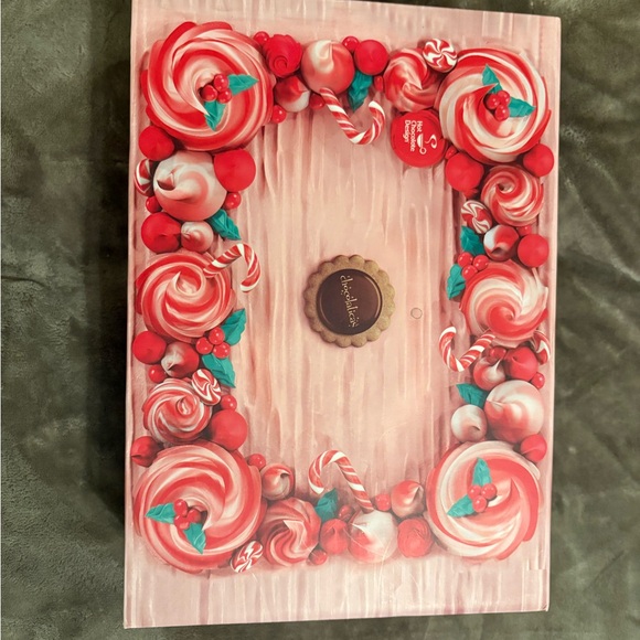 Elegant Blue Snowflake Heels - Picture 9 of 10